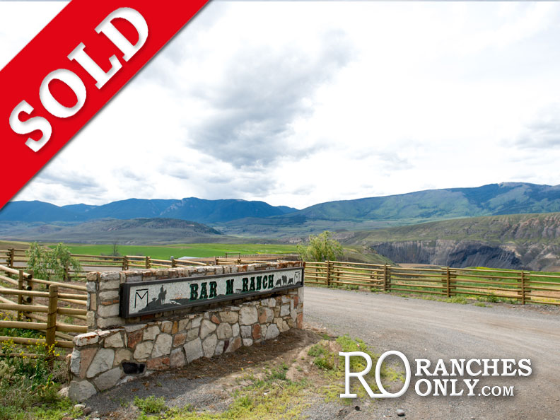 Bar M Ranch >Hwy#97C, Ashcroft | 573 Acres | 4 Residences | 550 head cow/calf operation+1000 head feedlot | Gravity fed water| Development potential