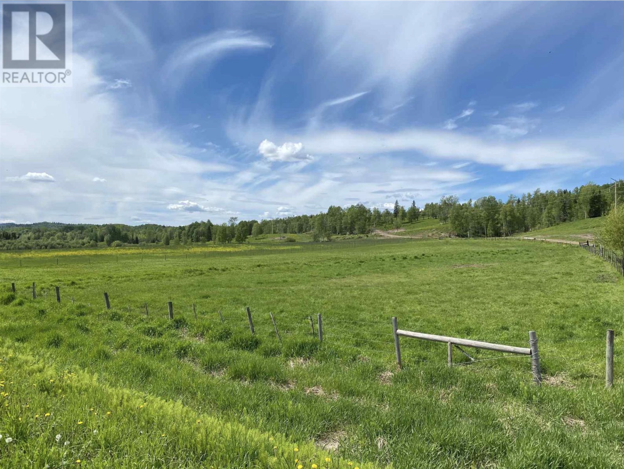 SOLD | 28880 Upper Fraser Road, Prince George > 726 Acres in 6 Titles | 2 Residences | Runs 200 Cow/Calf Pairs | 3 Miles Lakefront | Timber Value
